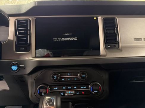 New 2026 Ford Bronco Outer Banks image 22