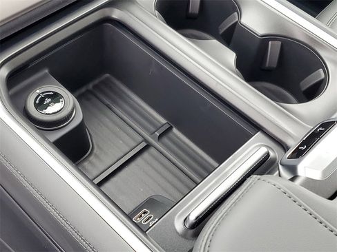 New 2026 Ford Expedition Active image 24