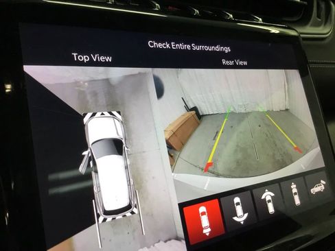 Used 2022 Jeep Grand Cherokee L Limited w/ Luxury Tech Group II image 12