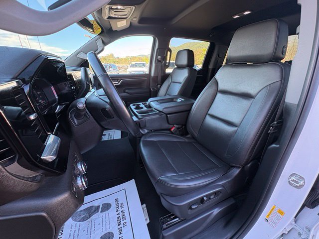 Used 2025 GMC Sierra 1500 SLT AWD/4WD image 27
