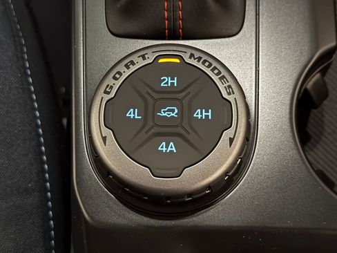 New 2025 Ford Bronco Heritage Edition image 31