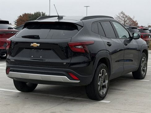 Certified 2024 Chevrolet Trax LT image 4