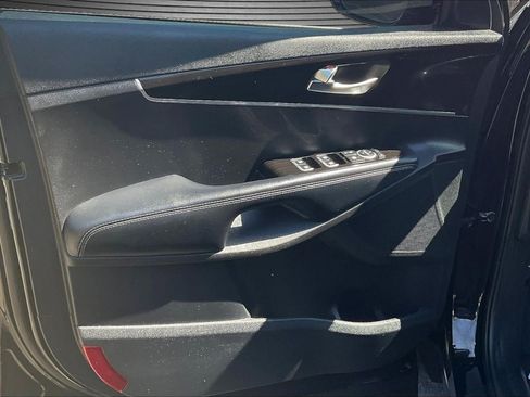 Used 2019 Kia Sorento AWD image 19