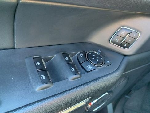 Certified 2024 Ford Expedition XLT image 8