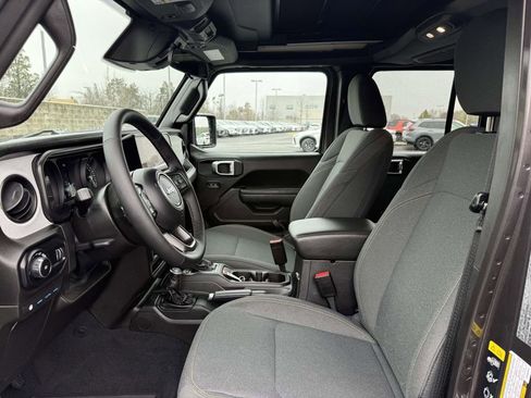 Used 2025 Jeep Wrangler Unlimited Sport S 4xe w/ Convenience Group image 13