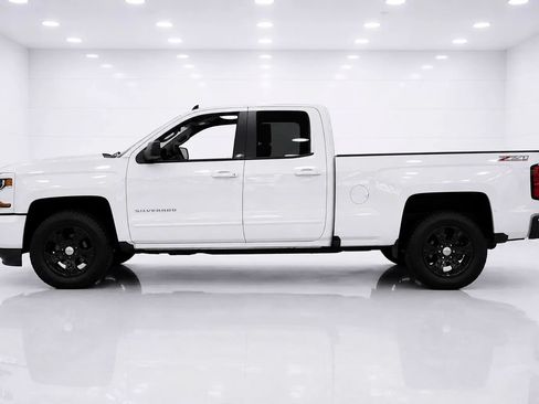 Used 2019 Chevrolet Silverado 1500 LT w/ All Star Edition AWD/4WD image 2