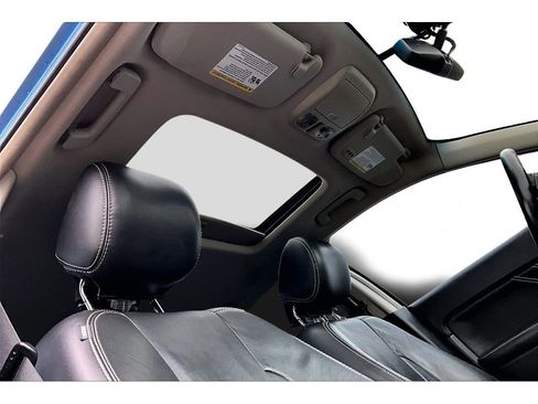 Used 2012 Ford Fusion Sport image 19