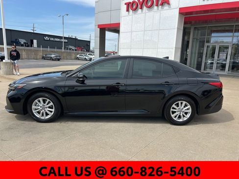 Certified 2025 Toyota Camry LE image 14