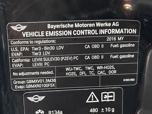 Used 2016 MINI Cooper 2-Door Hardtop image 33