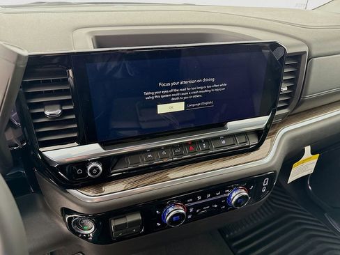 New 2026 GMC Sierra 1500 Elevation image 16