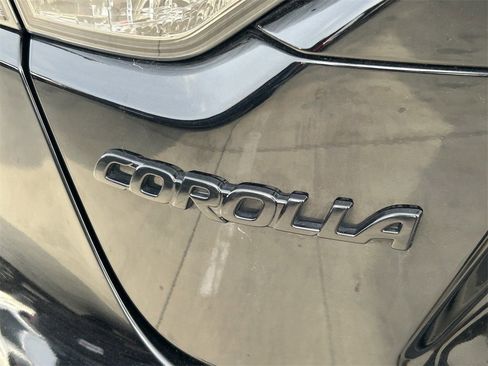 Used 2024 Toyota Corolla SE image 12