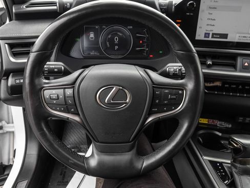 Used 2023 Lexus UX 250h AWD w/ Accessory Package (Z1) image 22
