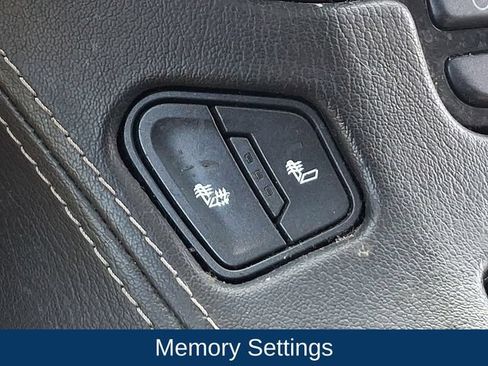 Used 2016 Chevrolet Suburban LT AWD/4WD image 16