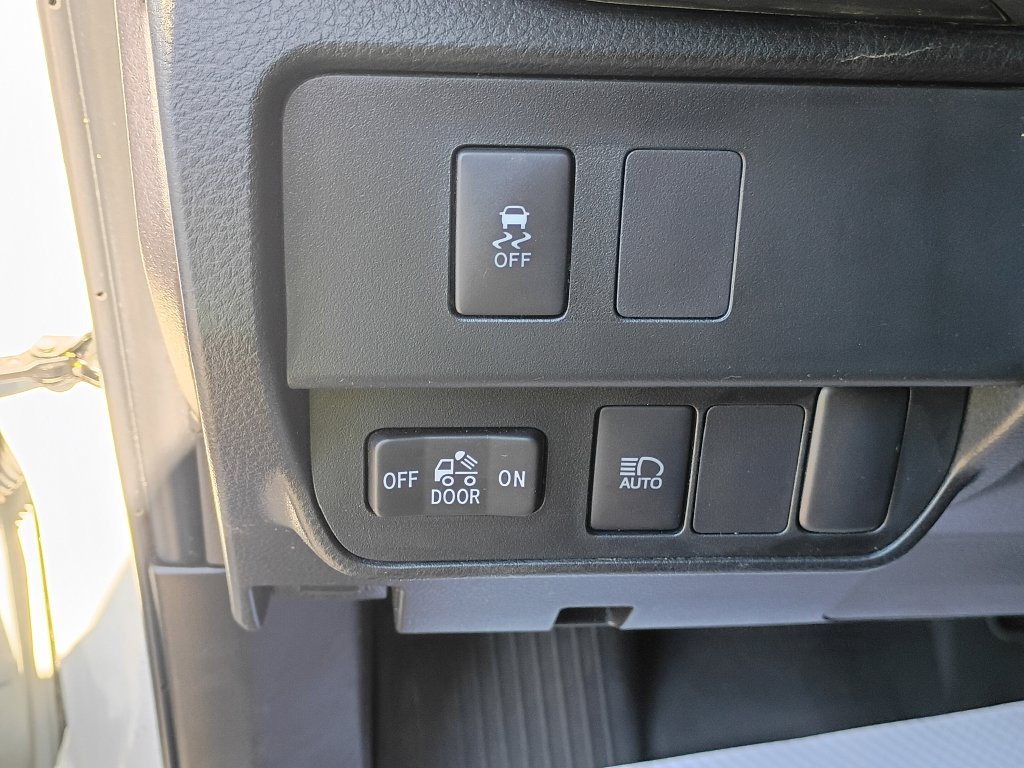 Used 2023 Toyota Tacoma SR5 RWD image 21