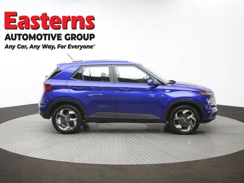 Used 2025 Hyundai Venue SEL image 46