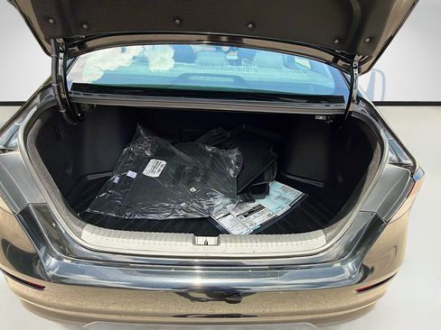 Certified 2024 Honda Accord LX image 25