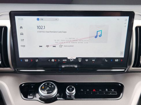 New 2026 Ford Expedition Active RWD image 17