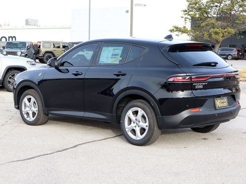 New 2025 Dodge Hornet GT w/ Cold Weather Group image 7