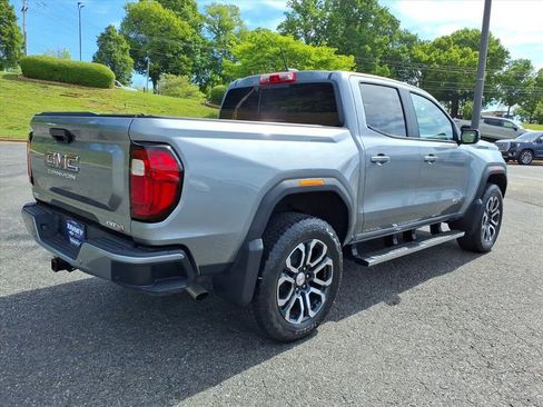 Used 2023 GMC Canyon AT4 w/ AT4 Premium Package AWD/4WD image 3