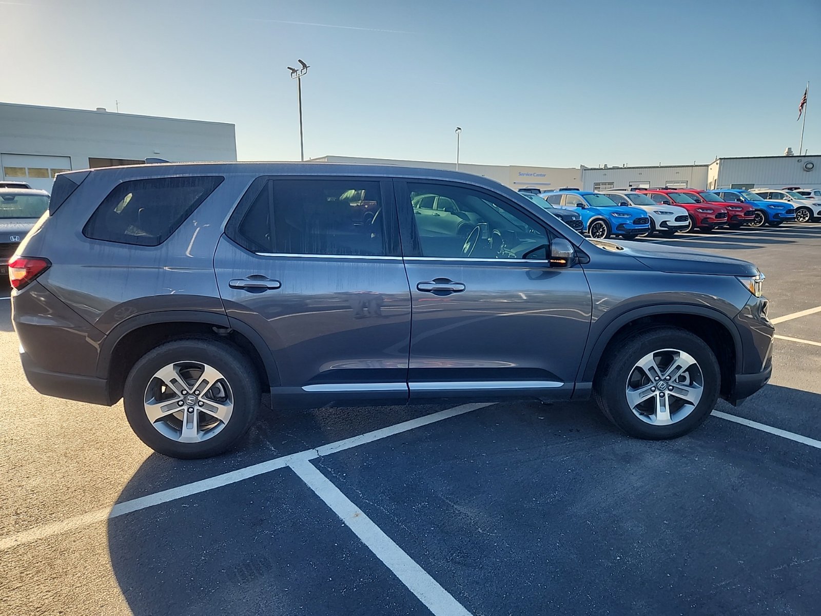 Used 2024 Honda Pilot EX-L image 8
