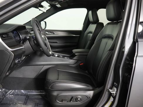 New 2026 Jeep Grand Cherokee Limited AWD/4WD image 14