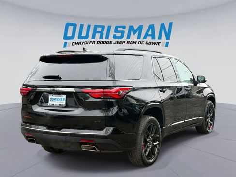 Used 2023 Chevrolet Traverse Premier w/ Redline Edition image 2