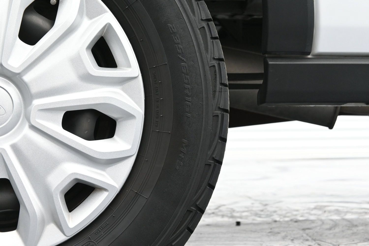 Used 2024 Ford Transit 350 XLT RWD image 48
