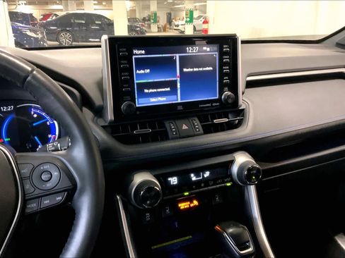 Used 2020 Toyota RAV4 XSE image 6