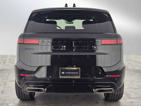 New 2026 Land Rover Range Rover Sport Dynamic SE image 4