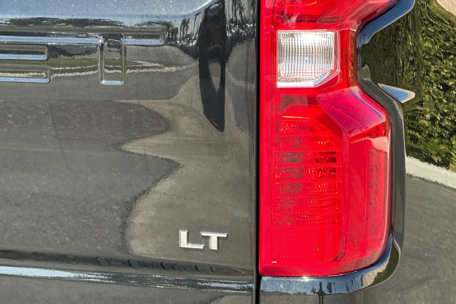 Certified 2026 Chevrolet Silverado 1500 LT AWD/4WD image 27