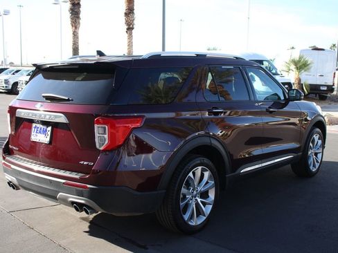 Certified 2022 Ford Explorer Platinum w/ Equipment Group 601A image 8