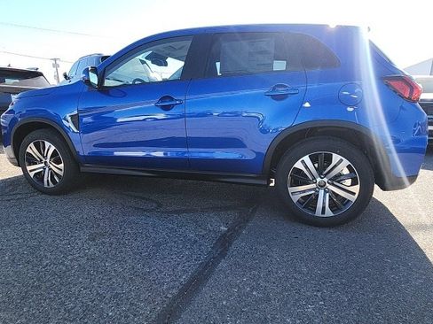 New 2024 Mitsubishi Outlander Sport SE image 2