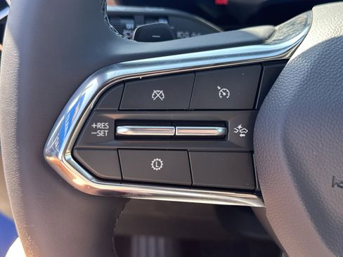 New 2026 Chevrolet Equinox ACTIV w/ Convenience Package III FWD image 21
