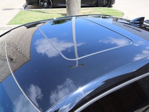 Used 2022 Chevrolet Camaro LT RWD image 4