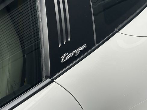Certified 2022 Porsche 911 Targa 4S image 24