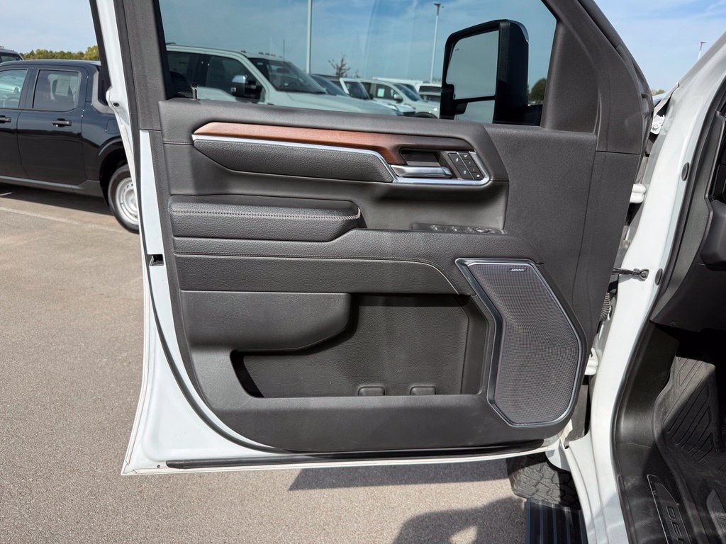 Used 2024 GMC Sierra 2500 Denali w/ Denali Reserve Package AWD/4WD image 7