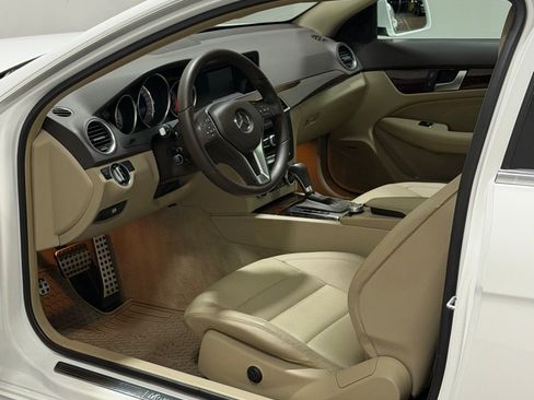 Used 2015 Mercedes-Benz C 350 4MATIC Coupe image 8