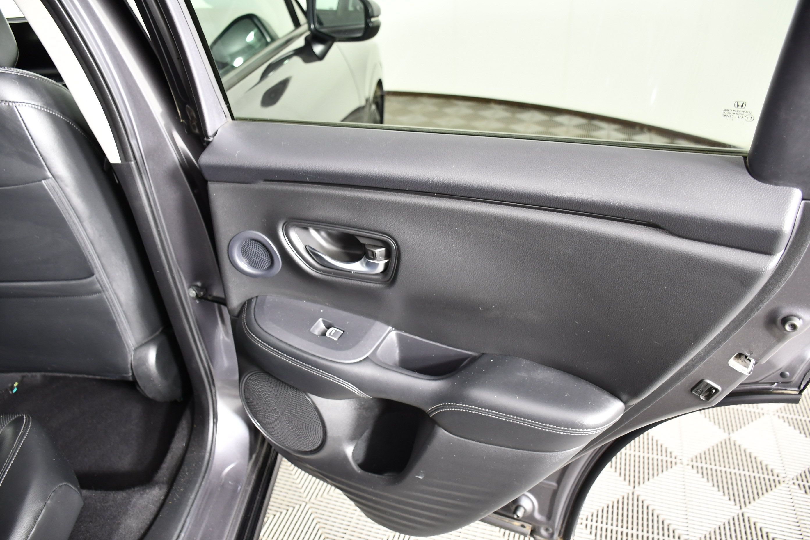 Certified 2023 Honda HR-V EX-L image 41