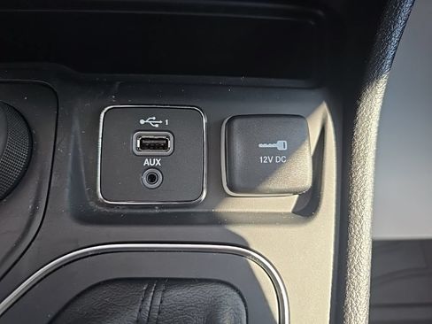 Used 2021 Jeep Cherokee Latitude Lux 80th Anniv w/ Quick Order Package 26U 80TH AWD/4WD image 17