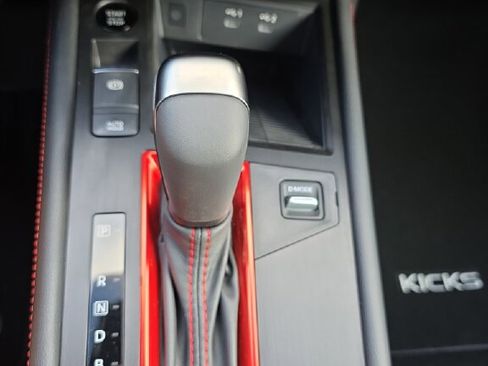 New 2026 Nissan Kicks SR image 13