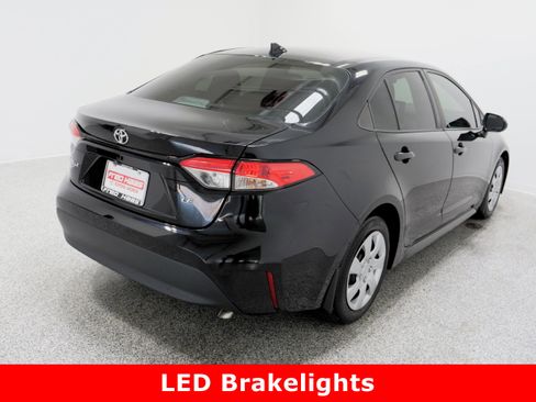 Used 2024 Toyota Corolla LE image 7