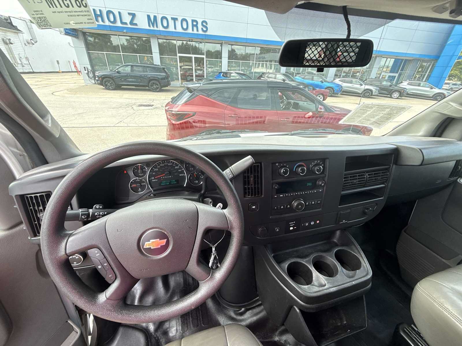 Used 2019 Chevrolet Express 2500 w/ Driver Convenience Package RWD image 18