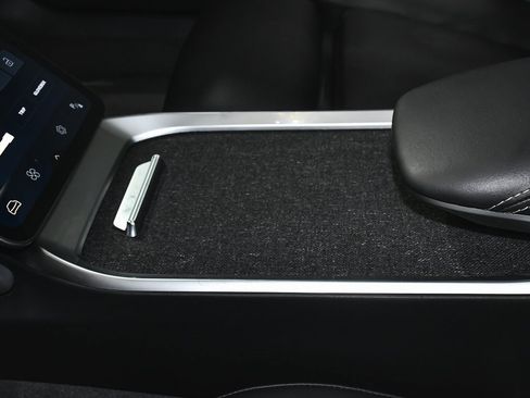 Used 2024 Lucid Air Grand Touring image 43