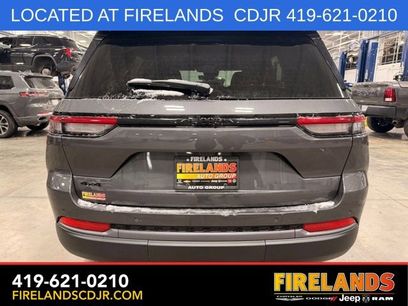 New 2026 Jeep Grand Cherokee Altitude