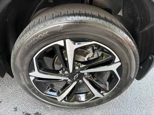 Used 2023 Chevrolet TrailBlazer RS w/ Convenience Package AWD/4WD image 19