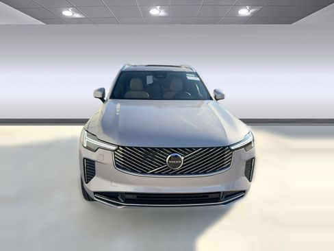 New 2026 Volvo XC90 B6 Plus w/ Protection Package Premier image 6