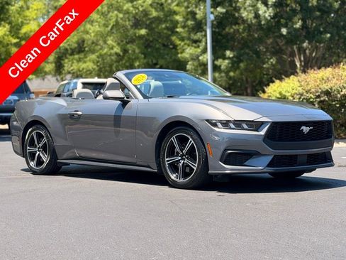 Used 2024 Ford Mustang Premium RWD image 5
