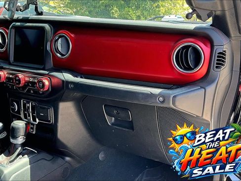 Used 2022 Jeep Gladiator Rubicon w/ LED Lighting Group AWD/4WD image 18