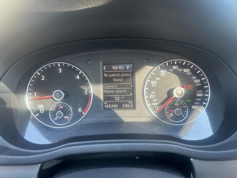 Used 2014 Volkswagen Passat TDI SE image 18