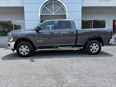 Certified 2026 RAM 2500 Big Horn AWD/4WD image 2